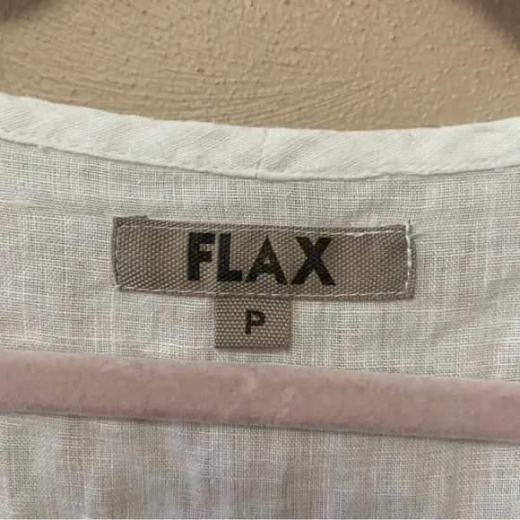 Flax V Pullover Linen Shirt in White Size XS - Picture 7 of 9